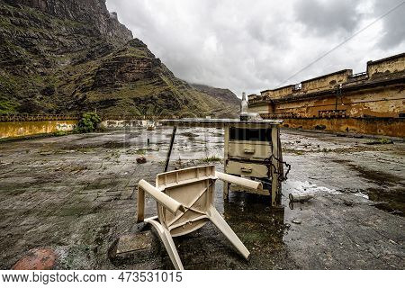 Lost Place Balneario Los Berrazales, Botteleria Agua De Agaete In Valle De Agaete At Gran Canaria, C