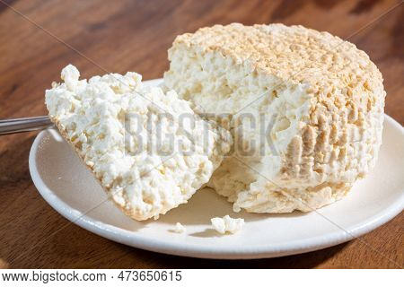 Polish Skimmed Fresh Smoked Milk Twarog Cheese, White Cow Cheese Compared To Curd, Quark, Or Cottage