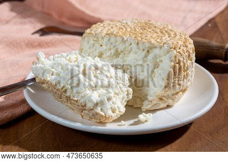 Polish Skimmed Fresh Smoked Milk Twarog Cheese, White Cow Cheese Compared To Curd, Quark, Or Cottage