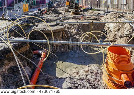 Replacement Of Underground Communications Pipes In The City Street Using A Site Dewatering System