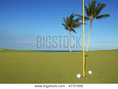 Golfbanen ved stranden