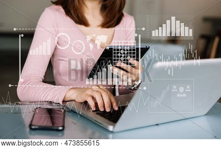 Businessman Hand Project Manager Working And Update Tasks And Gantt Chart Scheduling Virtual Diagram