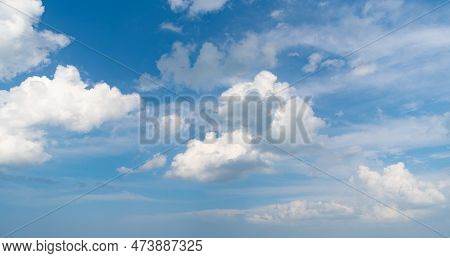 Cloudscape Of Cloud In Sky Overcast Backdrop. Photo Of Cloudscape Of Cloud In Sky.