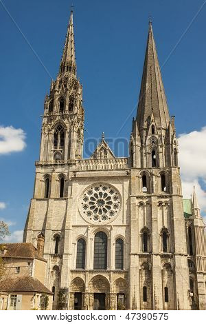 Front Of Cathedral Of Our Lady Of Chartres (cathédrale Notre-dame De Chartres)