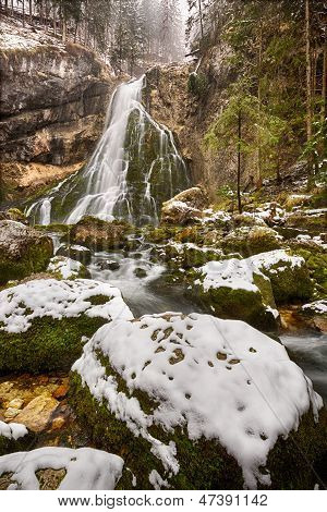 Gollinger Wasserfall im Winter, Österreich