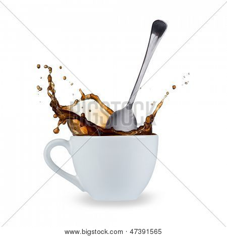 白い背景上に分離されてコーヒー スプラッシュ