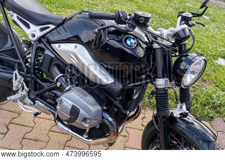 Bordeaux , Aquitaine  France - 03 31 2023 : Bmw Pure 1200 Nine-t Neo-retro Motorcycle With Tank Fuel