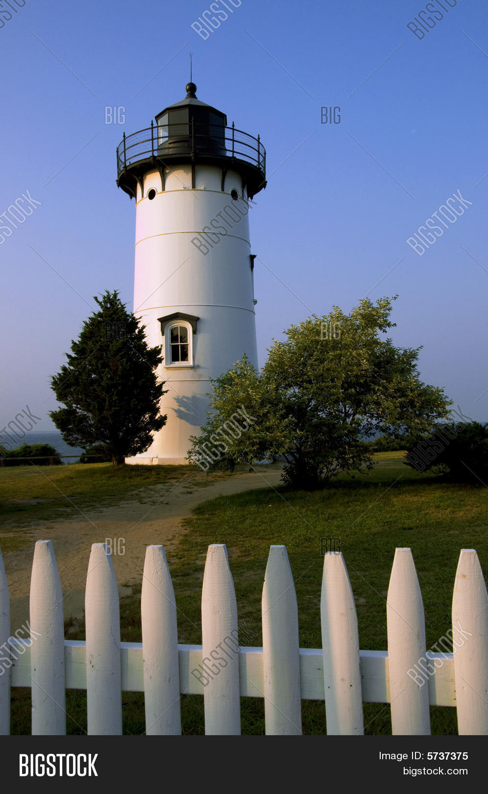 East Chop Lighthouse Image & Photo (Free Trial) | Bigstock