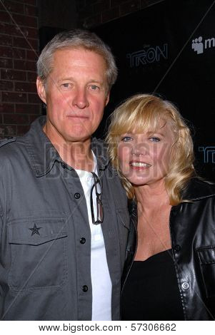 Bruce Boxleitner and Cindy Morgan at the TRON Legacy