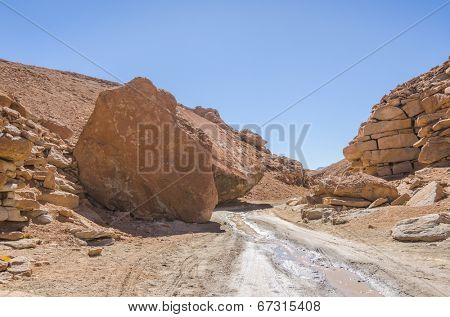 Bolivia, Antiplano, Los Lipez - dirt road