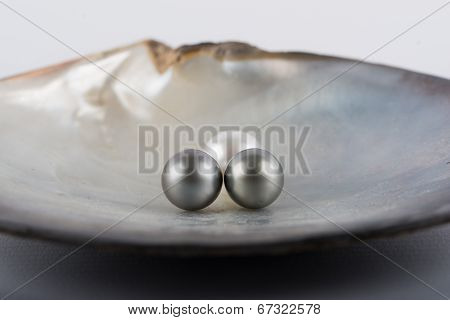 Tahitian pearls