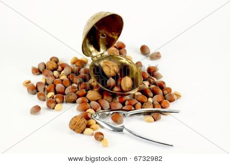 Messing und Stahl Nussknacker