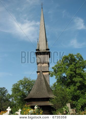 Surdesti træ kirke fra Maramures