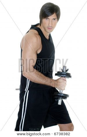 jovens se encaixam homem e dumbells