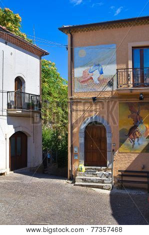 Alleyway. Satriano di Lucania. Italy.