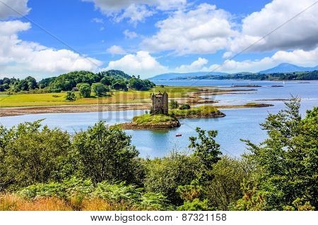 Stalker castle or 