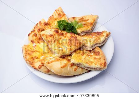 Megruli Khachapuri