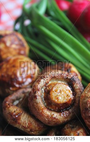 Cooking mushrooms. Cooking mushrooms. Baked mushrooms Fried mushrooms