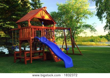 Struttura Play Back Yard