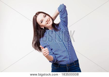 nice girl shows up good finger 1