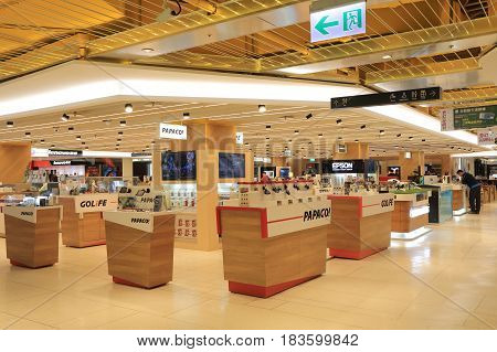 TAIPEI TAIWAN - DECEMBER 3, 2016: Unidentified people visit Syntrend. Syntrend is a shopping mall specialising electronics and hi tech product.