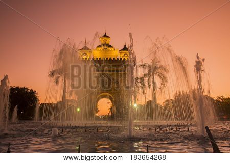 Laos Vientiane Patuxai Arch
