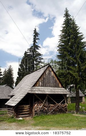 Un vecchio case storiche nel Museo Oravska - dedinka - in Slovacchia in Europa sotto montagne occidentale Ta