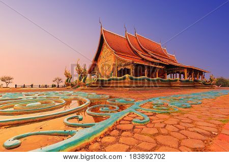 Temple Sirindhorn Wararam