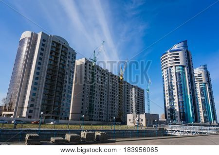 Construction of new homes in the city of Barnaul.