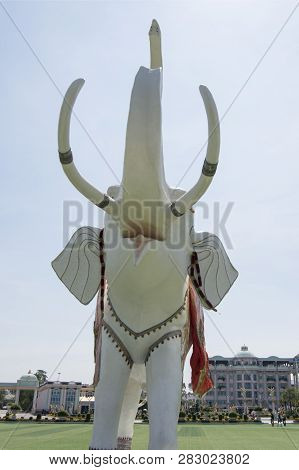 Thailand Pattaya Sukhawadee Palace