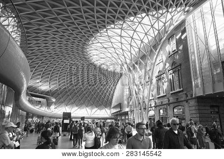 London, England - May 19, 2018. Interior Of Kings Cross Western Concourse, London, England, May 19, 