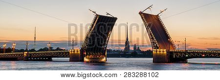 Raising Palace Bridge (dvortsovy), Saint Petersburg, Russia. It Is A Landmark Of St Petersburg. Pano
