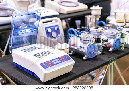High Technology & Precision Automatic Test Tube Vial Heater Of Reactor Or Digestion Device Of Lab Fo