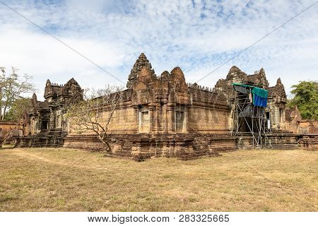 Ancient Remains Of Banteay Samre Temple, Siem Reap, Cambodia, Asia