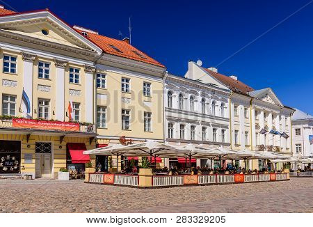 Tartu, Estonia - June 2, 2018: Historical Centre Of Tartu. Beautiful Old Buildings On The Town Hall 