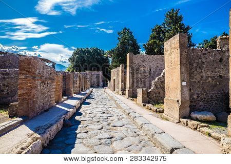 Ruins Of Pompeii - Pompei, Province Of Naples, Campania, Italy, Europe