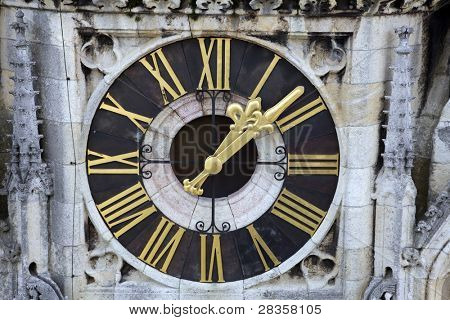 Zegar na katedry w Zagrzebiu