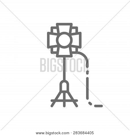 Soffit, Camera Flashlight Spotlight, Studio Lighting, Stage Light Line Icon.