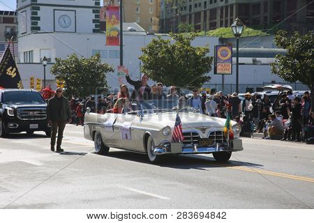 LOS ANGELES - FEBRUARY 9, 2019: Golden Dragon Parade in the streets of China Town Los Angeles. Los Angeles Mayor Eric Garcetti waves to the crown during the Chinese New Year celebration 2019.

