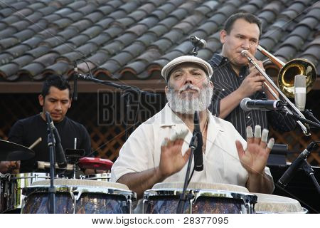 SANTA YNEZ, CA - 30 maj: Poncho Sanchez på 
