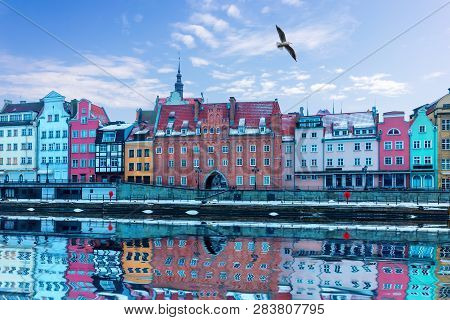 Mariacka Gate On The Bank Of The Motlawa In Gdansk, Poland