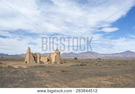 Flinders Ranges, South Australia, Australia - March 16, 2018: Old Abandoned Building Ruins Found Alo