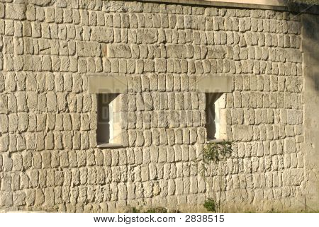 ผนัง Stonebuilted