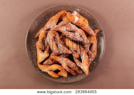 fried bugne, carnival day