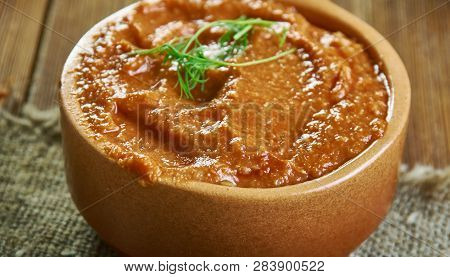 Russian  Classic Khrenovina Sauce