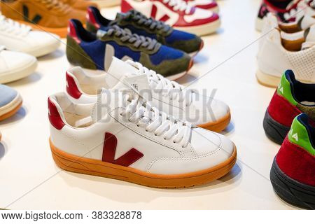 Bordeaux , Aquitaine / France - 08 25 2020 : Veja Logo Sign On Sneakers Produced In Dignified Condit