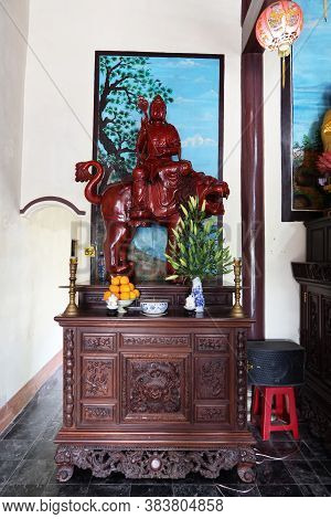 Hoi An, Vietnam, February 21, 2020: Wooden Sculpture On A Piece Of Furniture Inside The Chùa Phước L