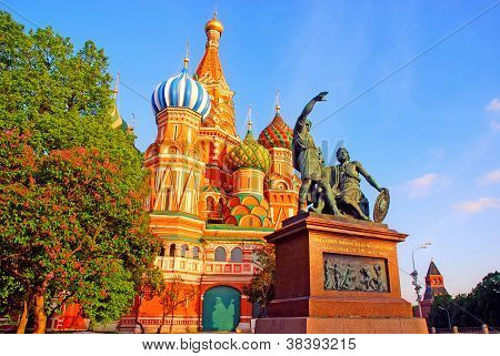 มหาวิหารเซนต์เบซิล (มอสโก รัสเซีย)