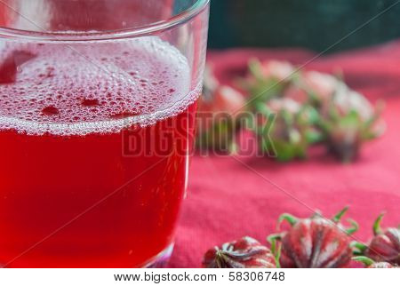 Hibiscus Tea1