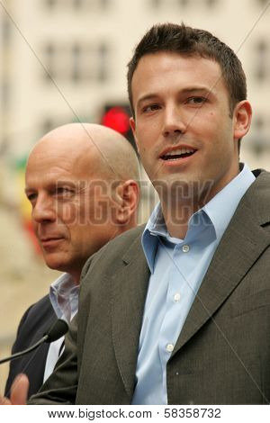 Bruce Willis and Ben Affleck at the Ceremony honoring Bruce Willis with the 2,321st star on the Hollywood Walk of Fame. Hollywood Boulevard, Hollywood, CA. 10-16-06